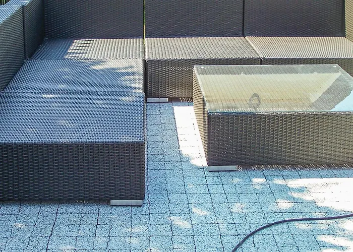 In With Wifi شقة *